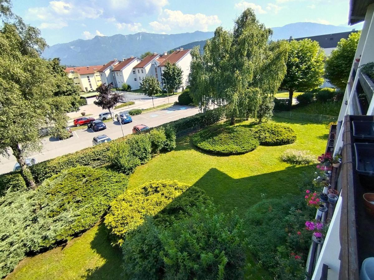 빌라흐 Waldeslust Warmbad Mit Balkon Und Privatem Parkplatz 아파트 외부 사진